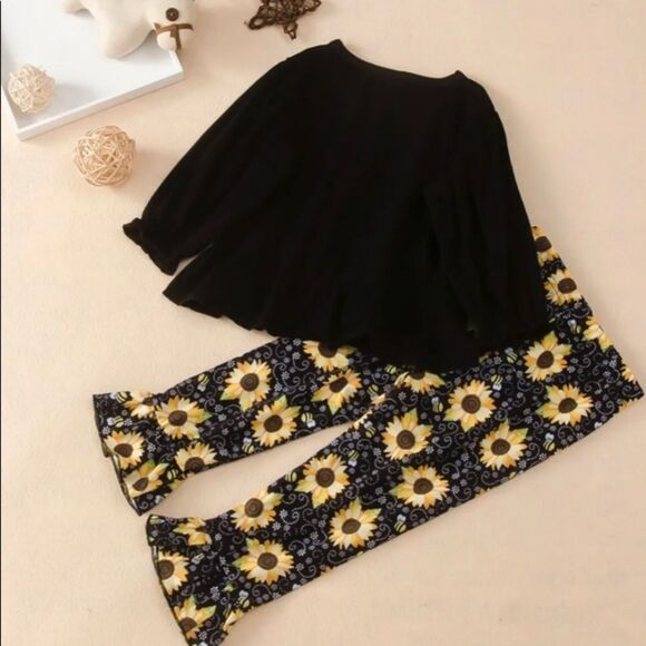 Girls “You Are My Sunshine” Set - Picture 2 of 2